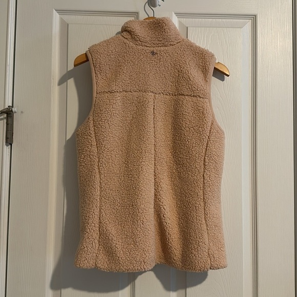 CALIA zip up vest - Picture 2 of 6